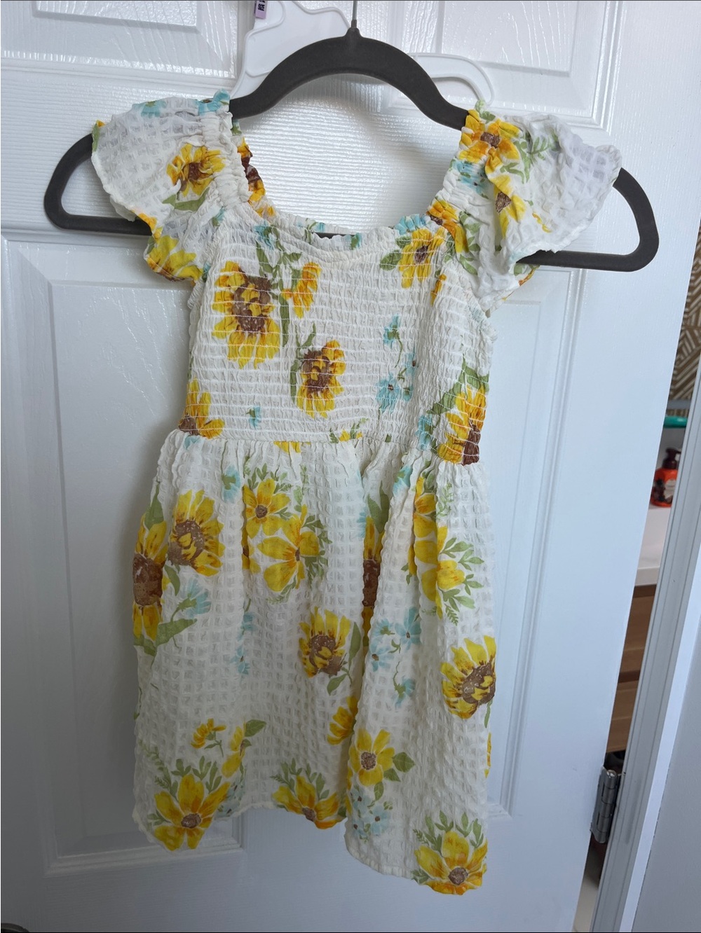 🌻Old Navy Size 4 T sunflower dress